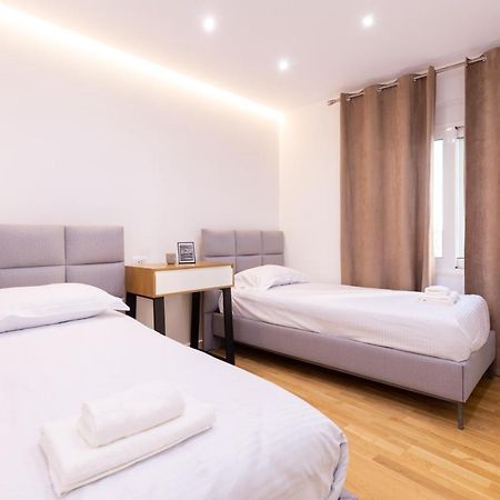 Exclusive 2 Bedrooms Apartment Tirana Bagian luar foto