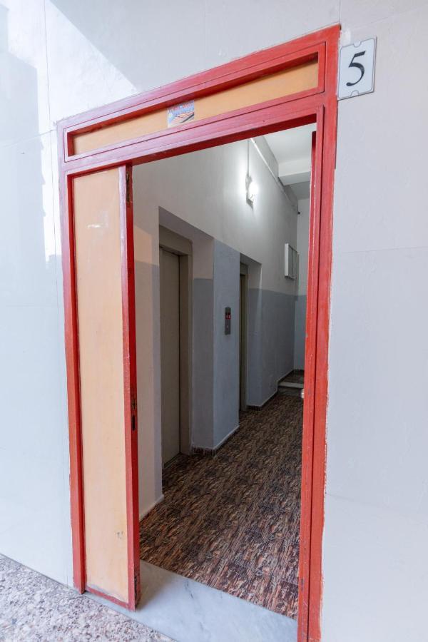 Exclusive 2 Bedrooms Apartment Tirana Bagian luar foto