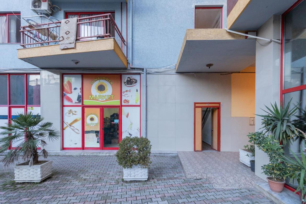 Exclusive 2 Bedrooms Apartment Tirana Bagian luar foto
