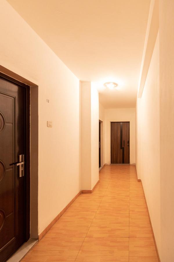 Exclusive 2 Bedrooms Apartment Tirana Bagian luar foto